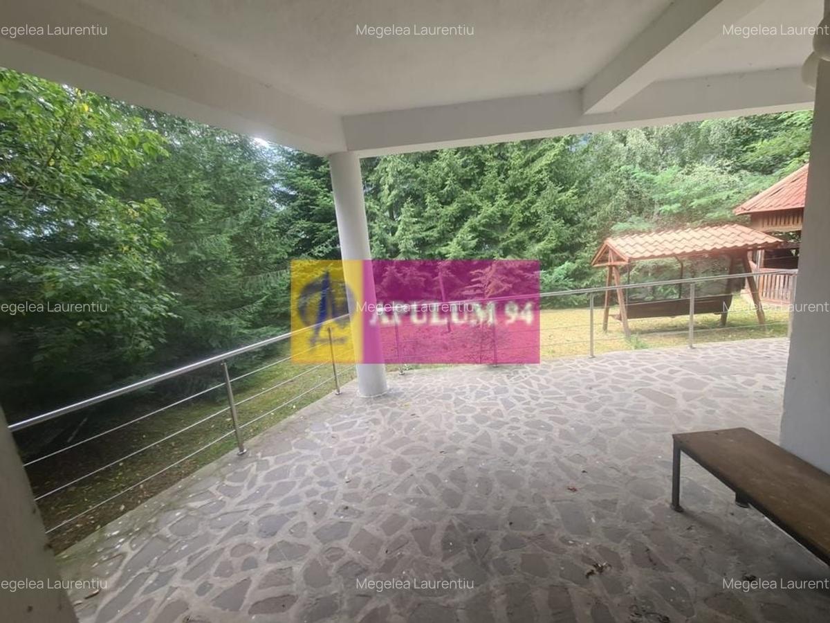 Complex turistic de vanzare  - Zona Poiana Tapului - 4