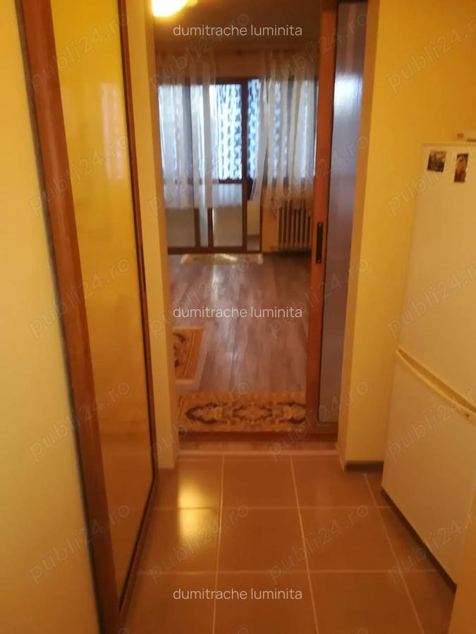 Titan,Liceul Nichita Stanescu, - 3