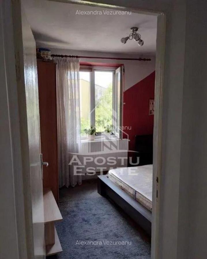 Apartament cu 3 camere, decomandat, etaj intermediar,Spit... - 3