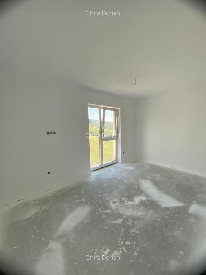 Apartament 2 camere finisat, zona verde - 1
