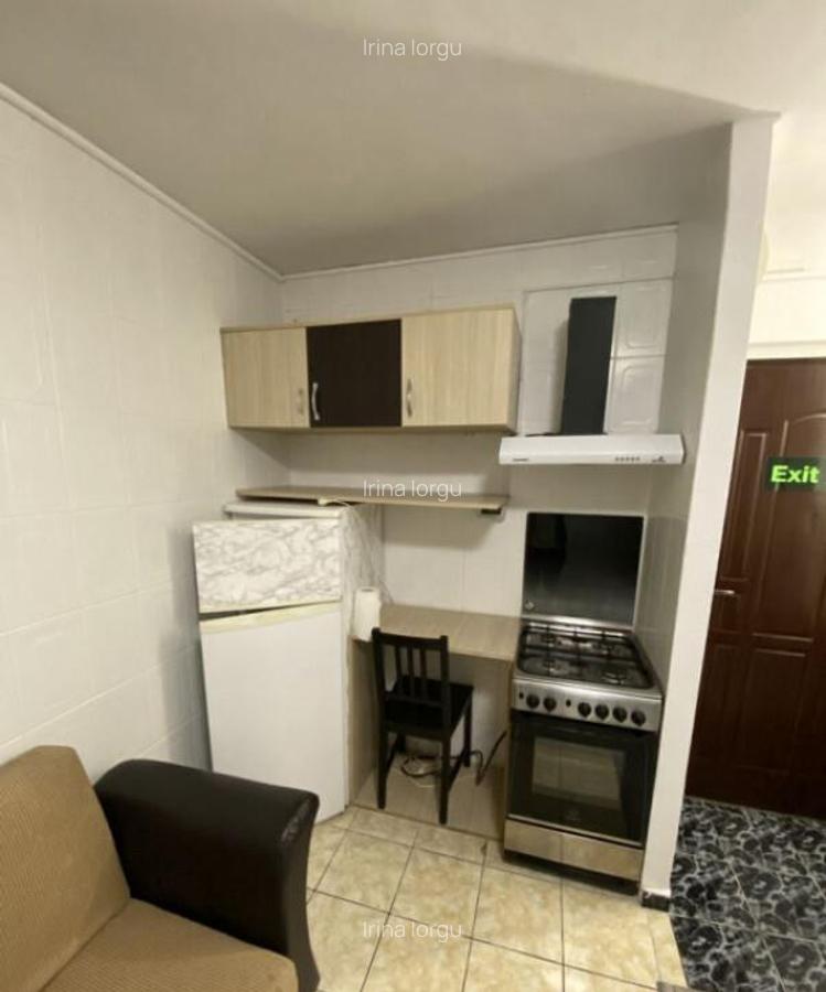 250 Euro! Garsoniera, zona Bularga, et 3 - 4