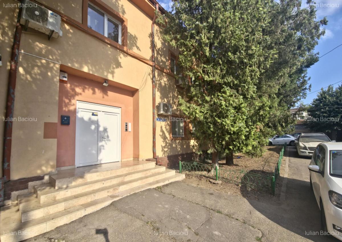 Faleza Nord Cladire birouri cu 25+ incaperi Afacere la c - 12