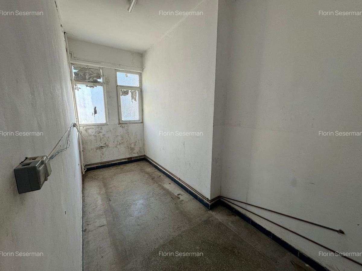 Mega spațiu comercial de vănzare/închiriere în Codlea - 17