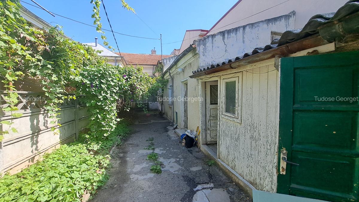 Zona Tomis 2 - casa caramida renovabila / 3 camere - 13