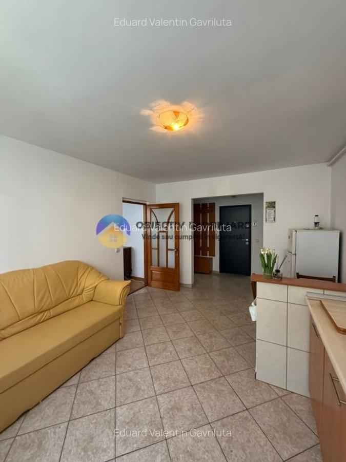 Apartament 2 camere- Str. Progresului/ Etaj 2 - 3