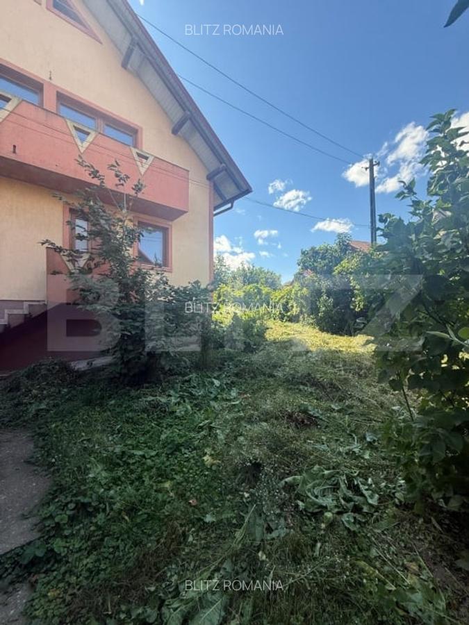 Casa cu etaj, 160 mp utili, 650 mp teren, Salcea - 1