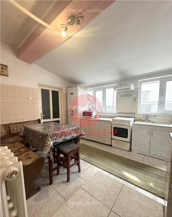 Casa din Caramida S P 1E, 10 camere, Faleza Nord - 16
