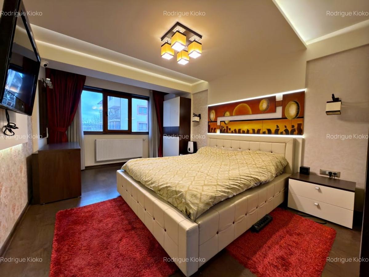 3 cam - 143 mp - Et.1/3 - 2 bai, 2 balcoane – Ghencea, An 2009 - 12