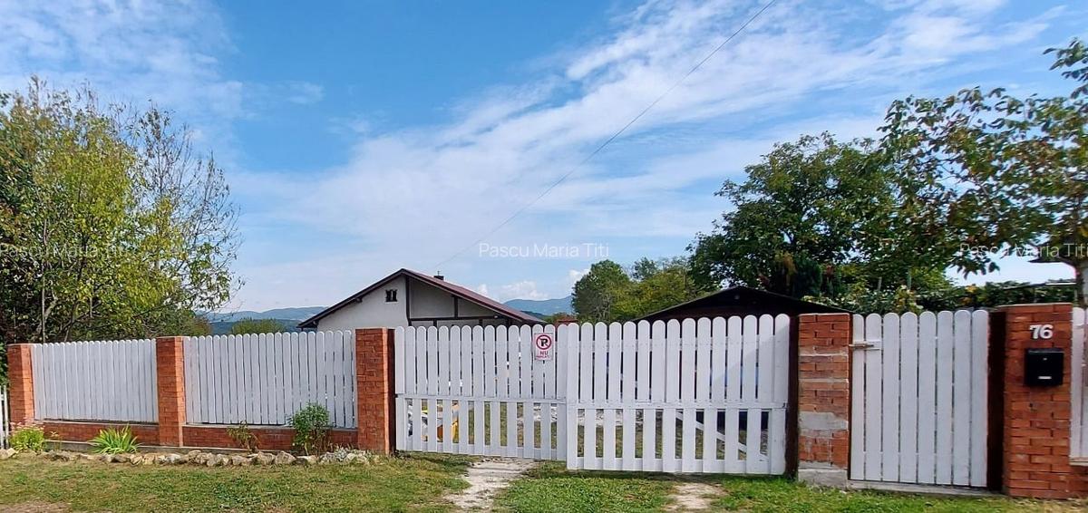 CASĂ (CĂRĂMIDĂ, TENCUIELI  ARGILĂ) - 8