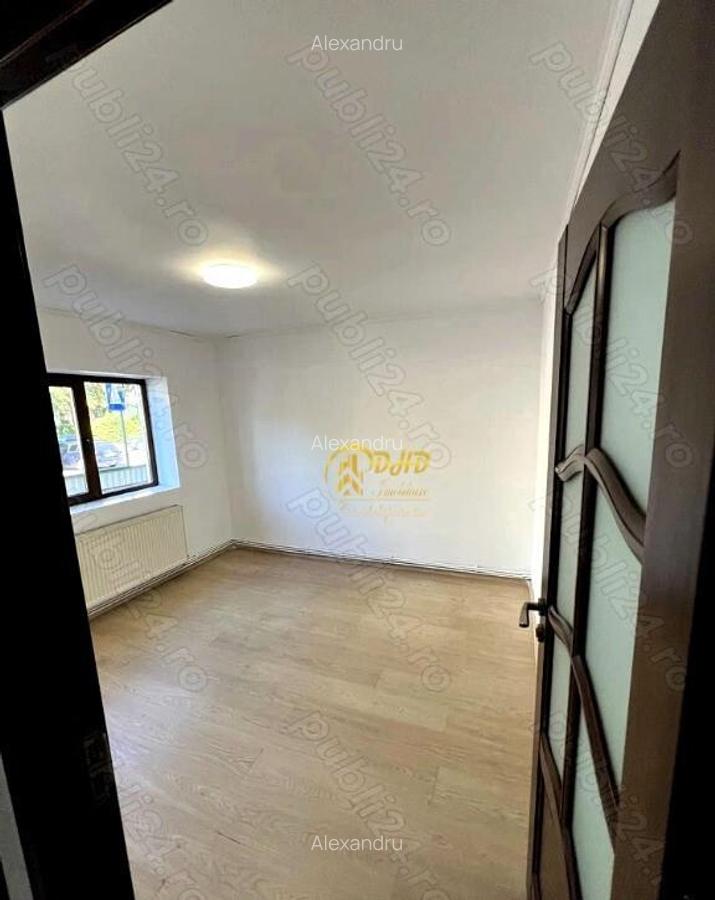 Apartament in zona Frumoasa 4 camere - 3