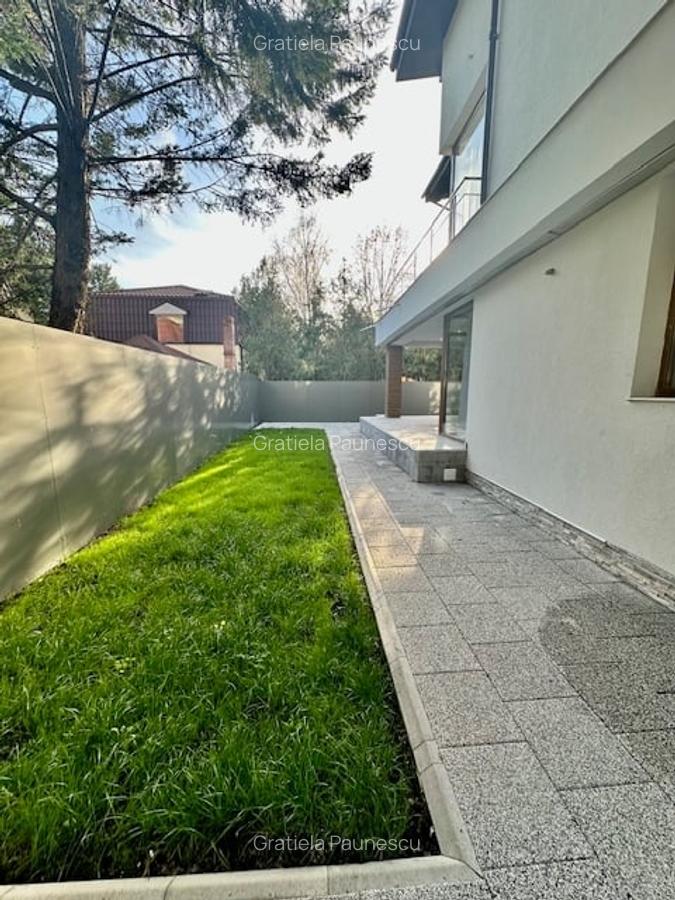 Inchiriere vila individula  8 camere/ pretabil - office, clinica, rezidential - 8