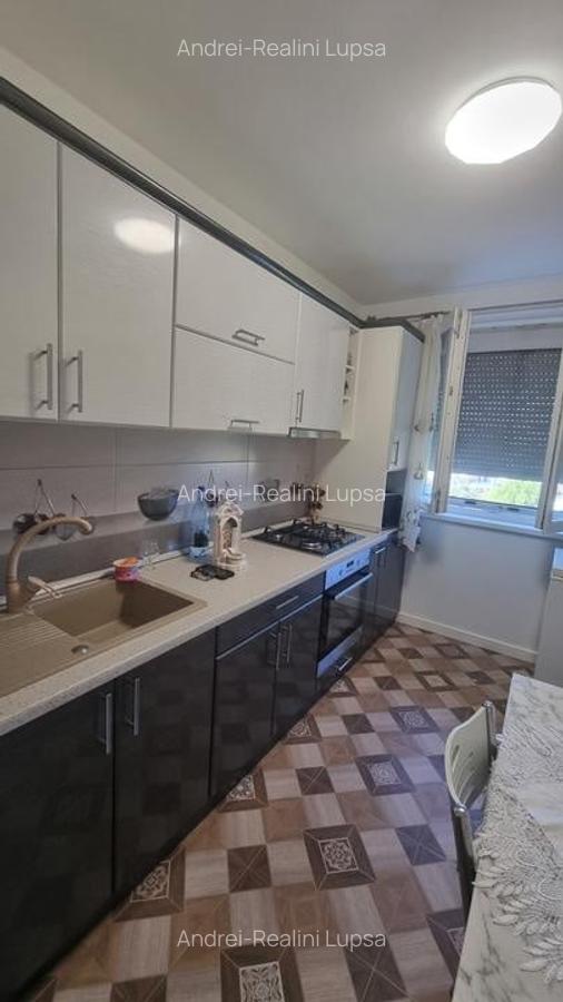 Apartament 3 camere | 64 mp utili | Decomandat | Balcon - 4