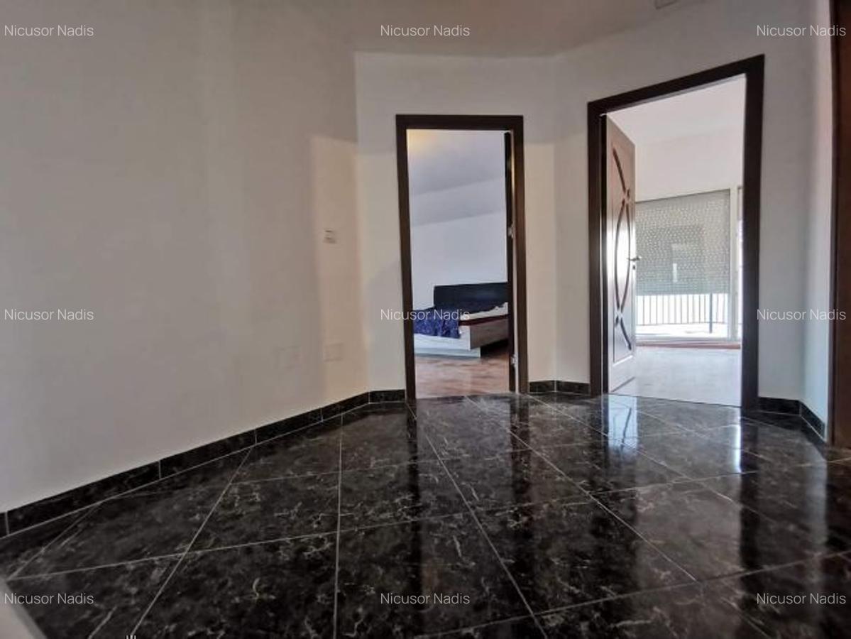 Casă de vânzare în PALEU - 4