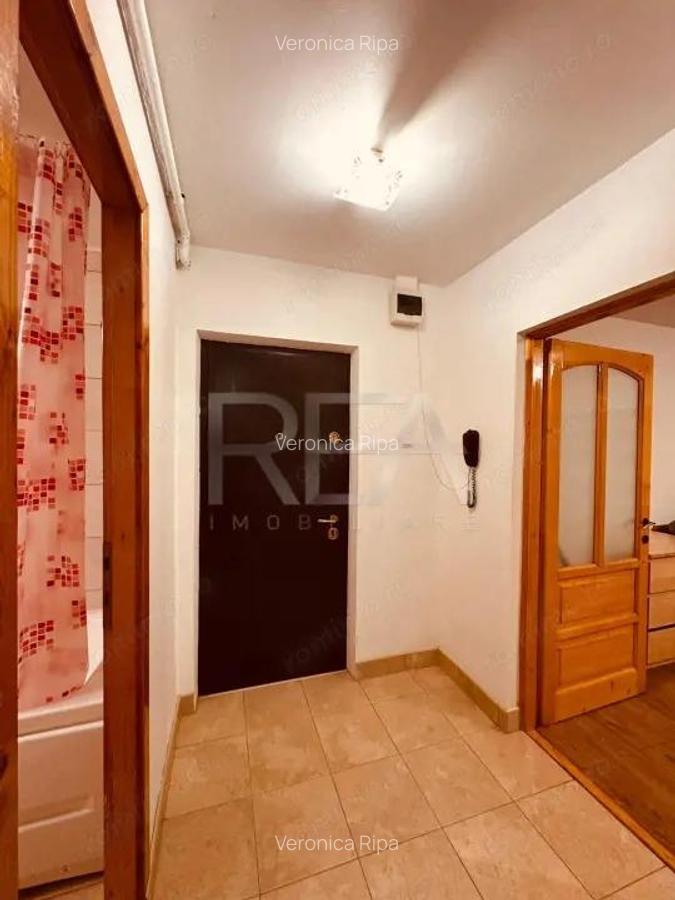 Garsoniera 40 mp, 1/8 -13 Septembrie - 11