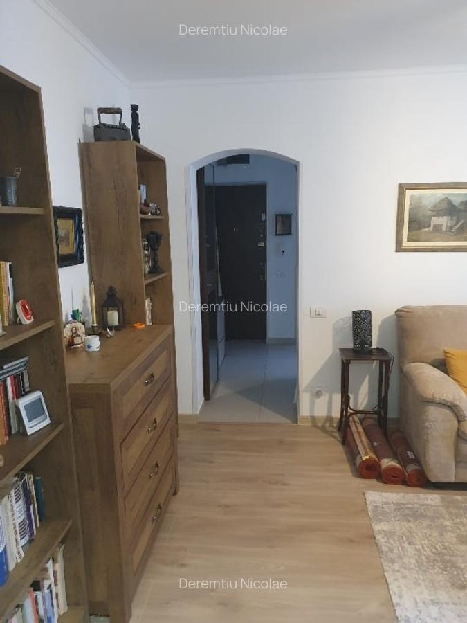 Apartament de 3 camere - Sinaia, zona centrala - 8