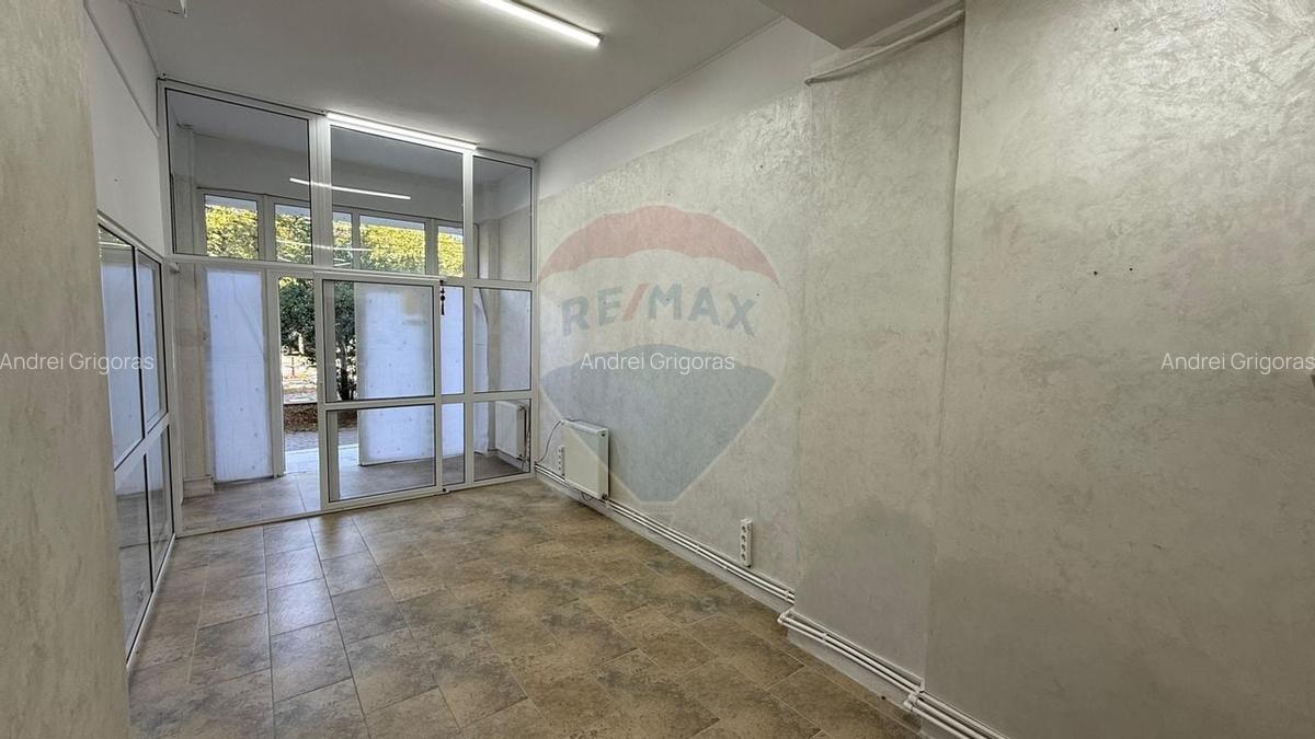 Spatiu comercial de inchiriat  Str. Cuza Voda - 7
