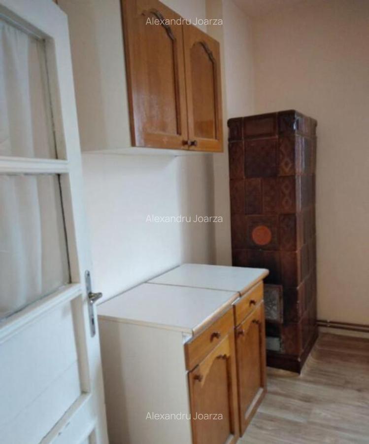 Casa 3 camere singur in curte zona Stefan cel mare (Pet Fri - 2