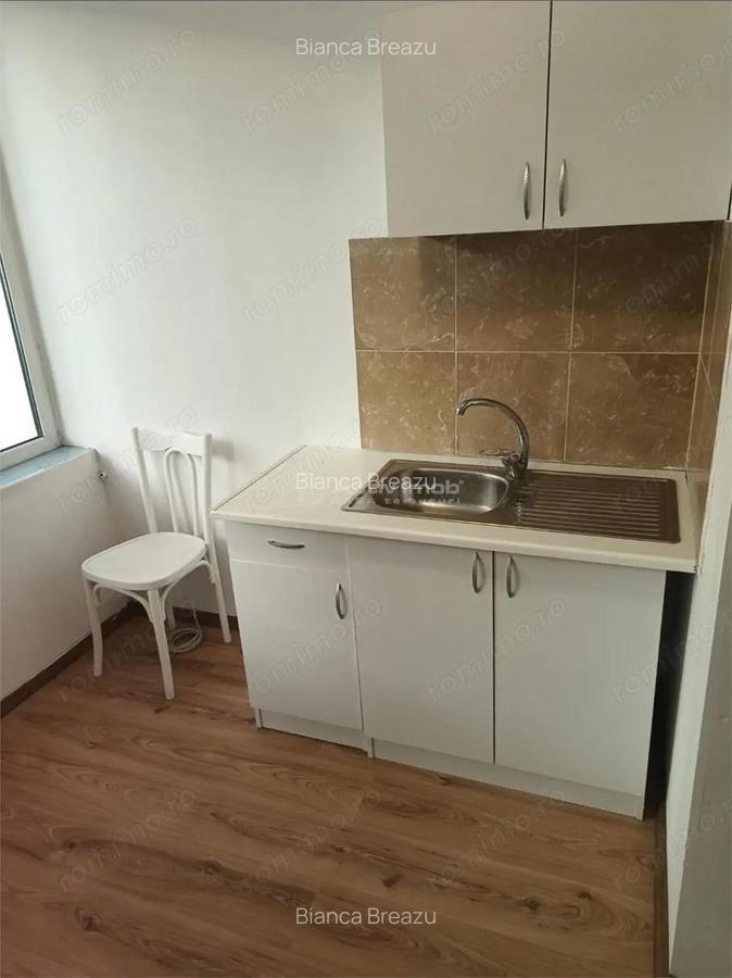 Garsoniera - Tractorul - 2