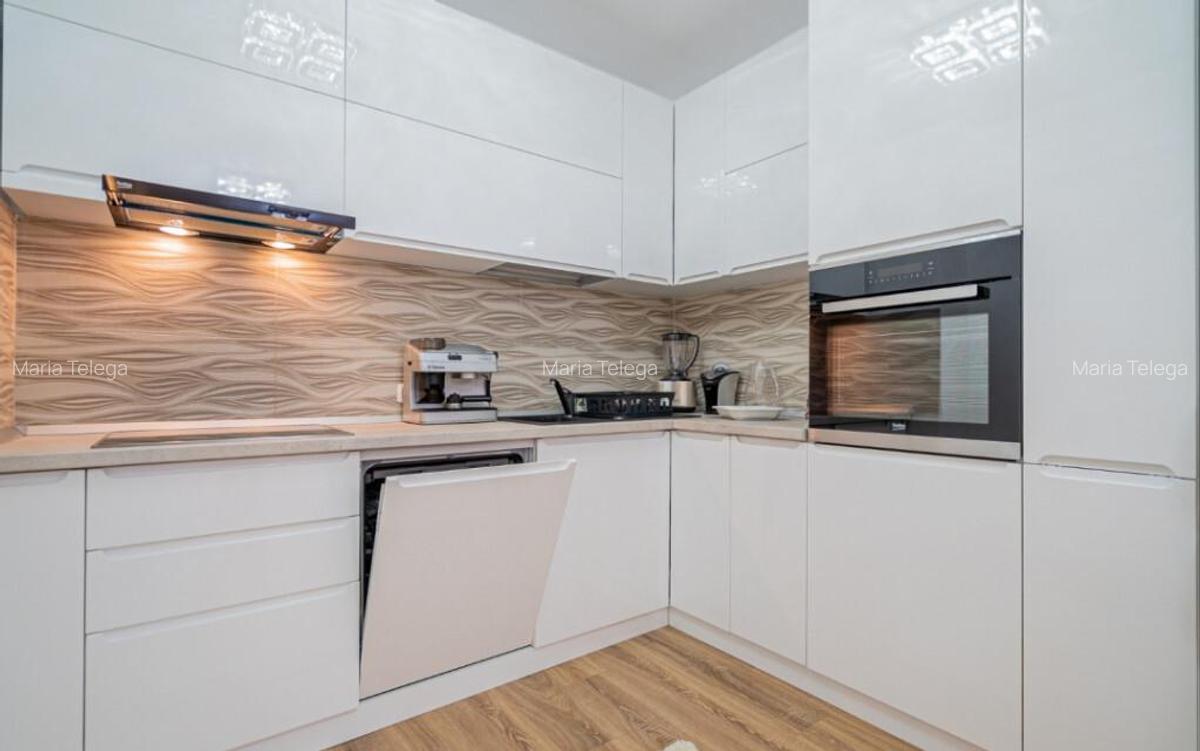 Apartament 3 camere, 100 m2, decomandat, parcare subterana - 5
