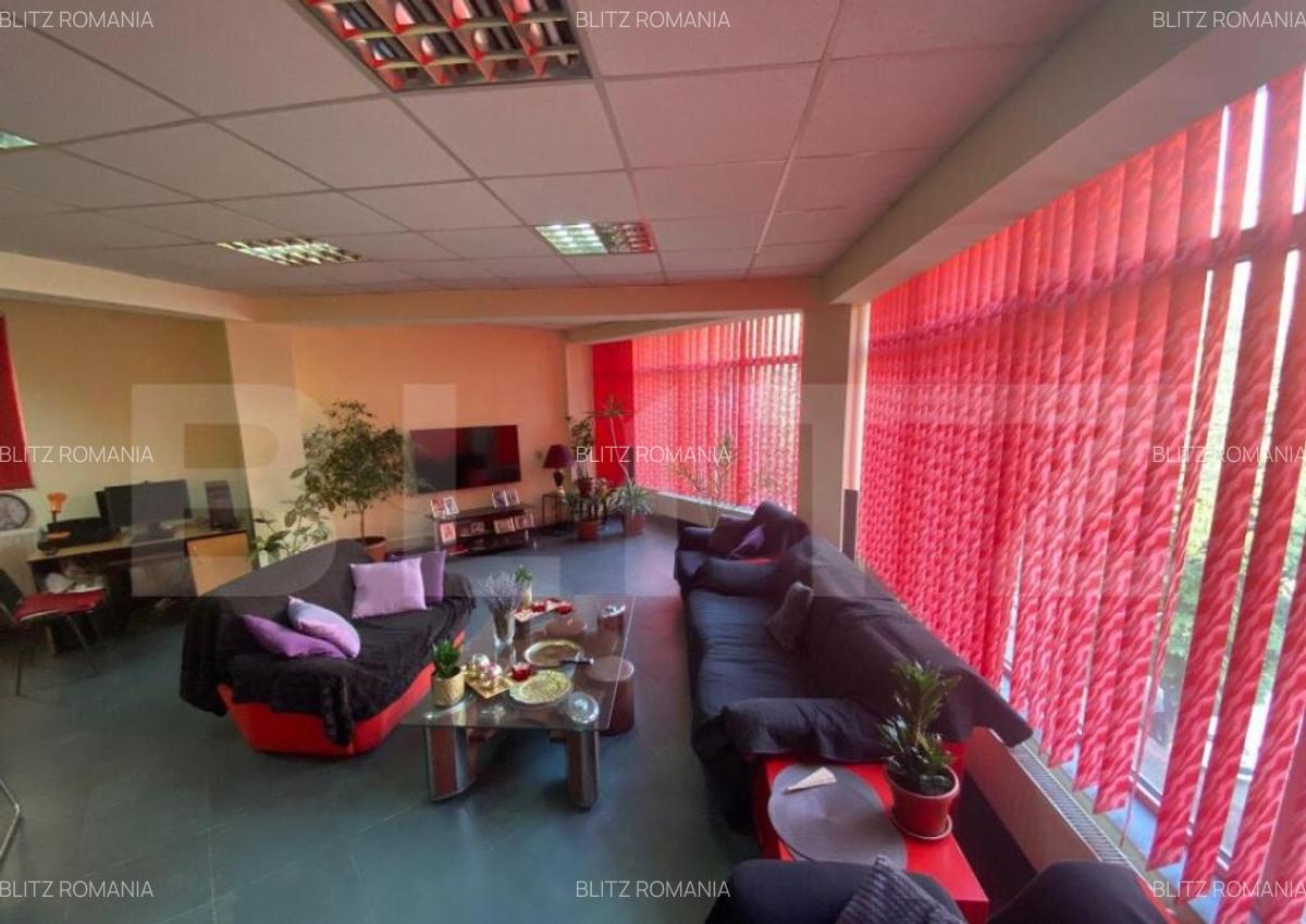 Casa de vanzare, cu 5 camere, 480 mp, zona 1 Mai - 9