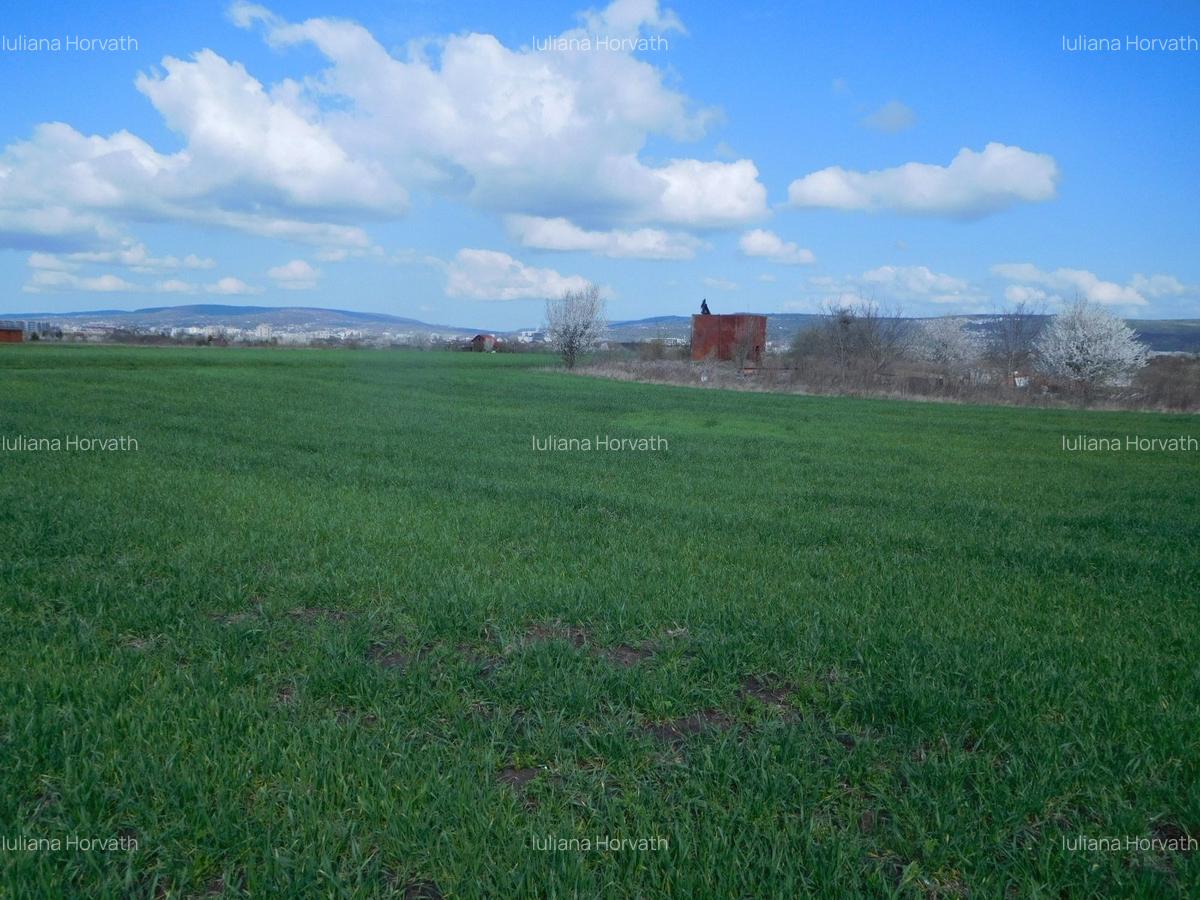 Teren Construcții intravilan de 434 mp, în Sopor - 3