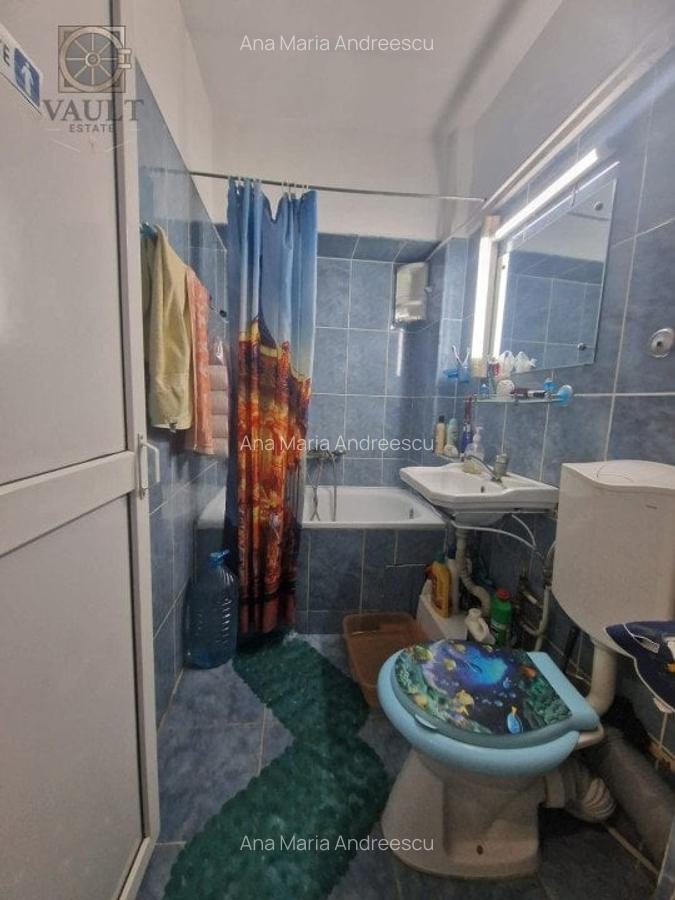 Apartament cu 4 camere decomandat în Rahova - 10
