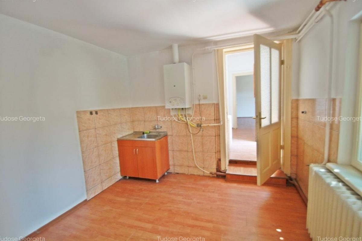 Casă cu 3 camere în Faleza Nord - 11