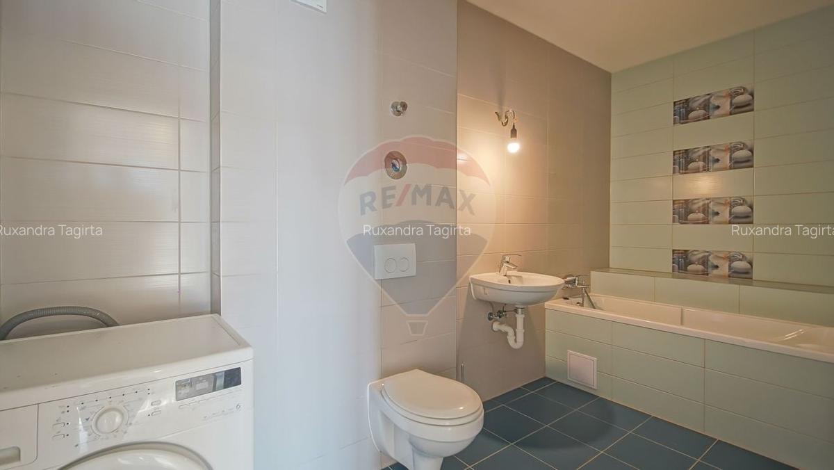 Apartament nelocuit cu priveliste deosebita|parcare|boxa - 12
