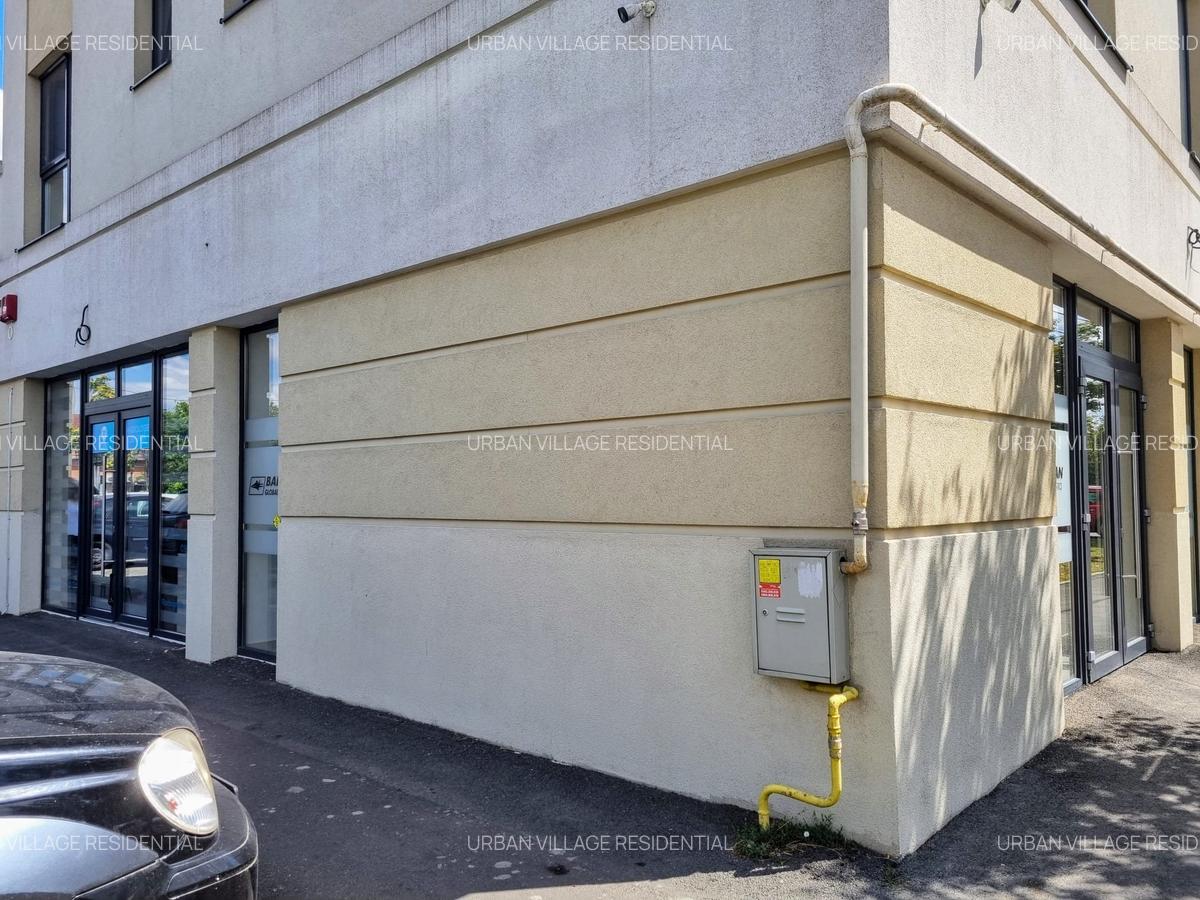 Spatiu comercial de inchiriat pretabil pentru multiple destinatii : salon de inf - 4