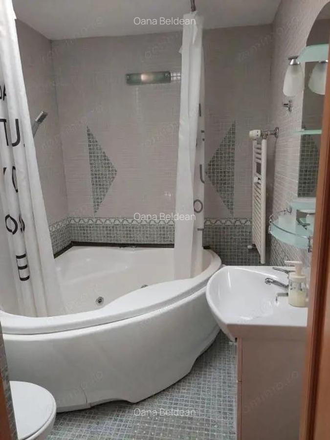 Penthouse 3 camere, dispus pe 2 niveluri, de inchiriat - Nufarul, Oradea - 7