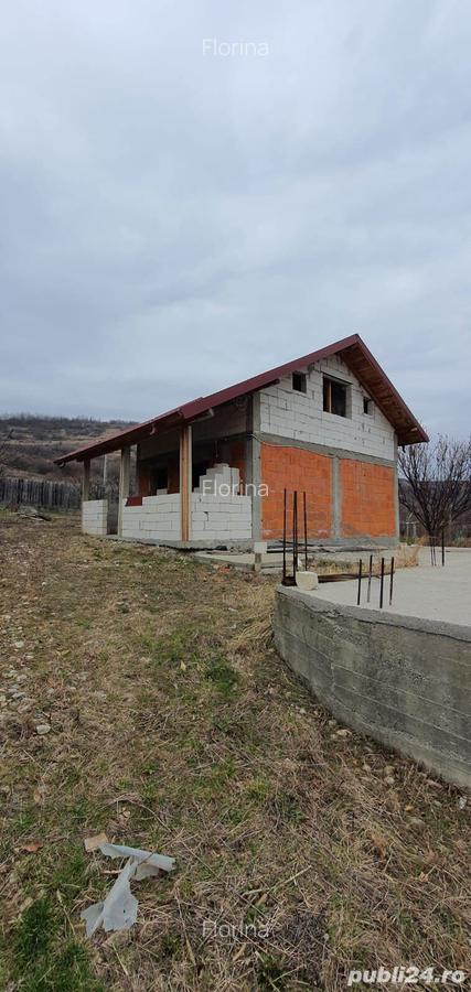 Teren +casa la rosu - 1