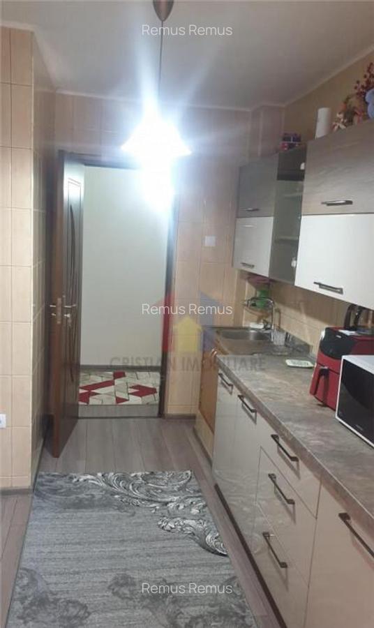 Mobilat si Utilat, 2 camere confort 1, 57 mp, etaj 3, Obor - 13