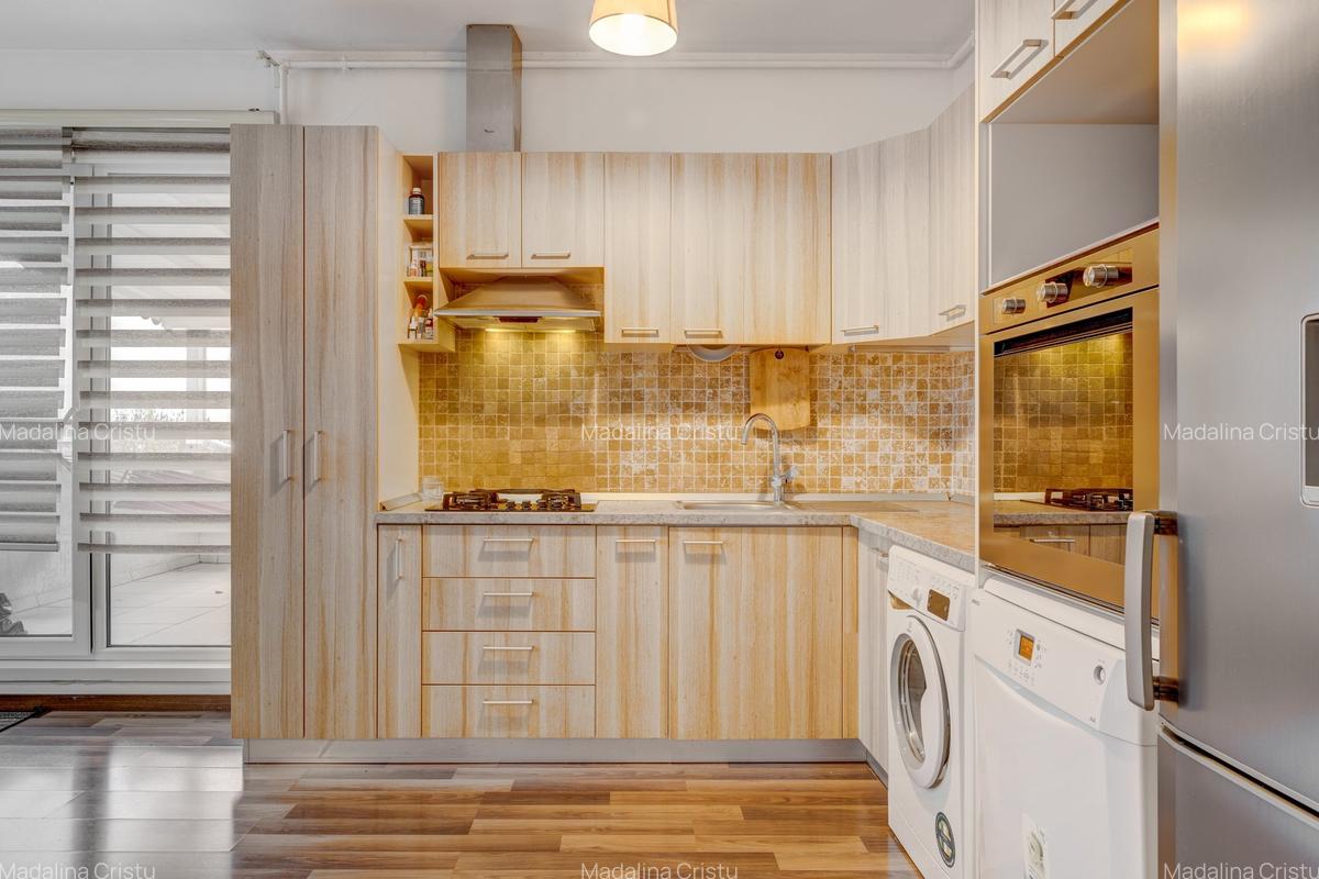 Apartament 2 camere cu terasa imensa de 50mp in Cosmopolis, comision 0 - 12