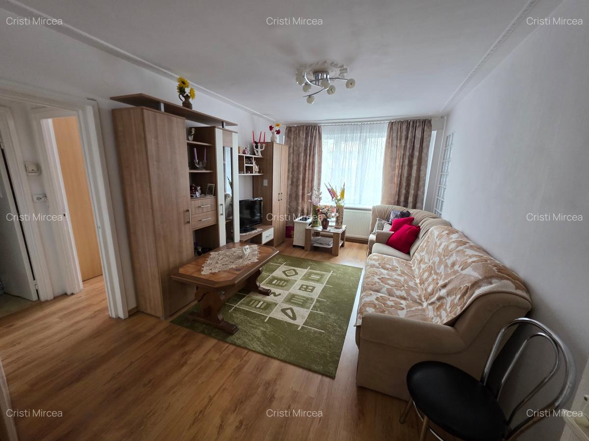 3 camere semidecomandat Astra - 4