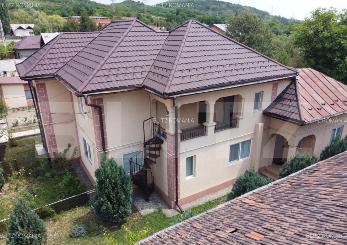 Vila in exclusovitate, de vanzare, 160 mp, zona Doice?ti - 2
