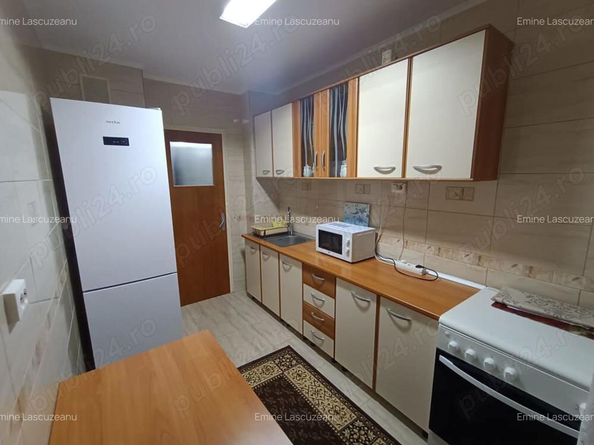 Proprietar, inchiriez 2 camere, str. Patulului 4, sector 3 - 8