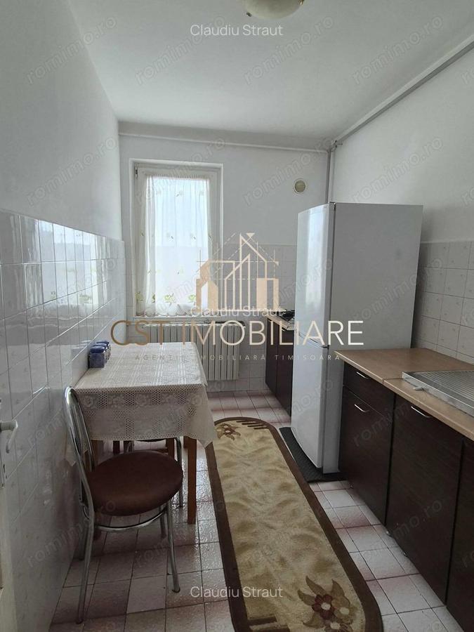 Proprietar Va^nd apartament 2 camere, Complex Student?esc - 3