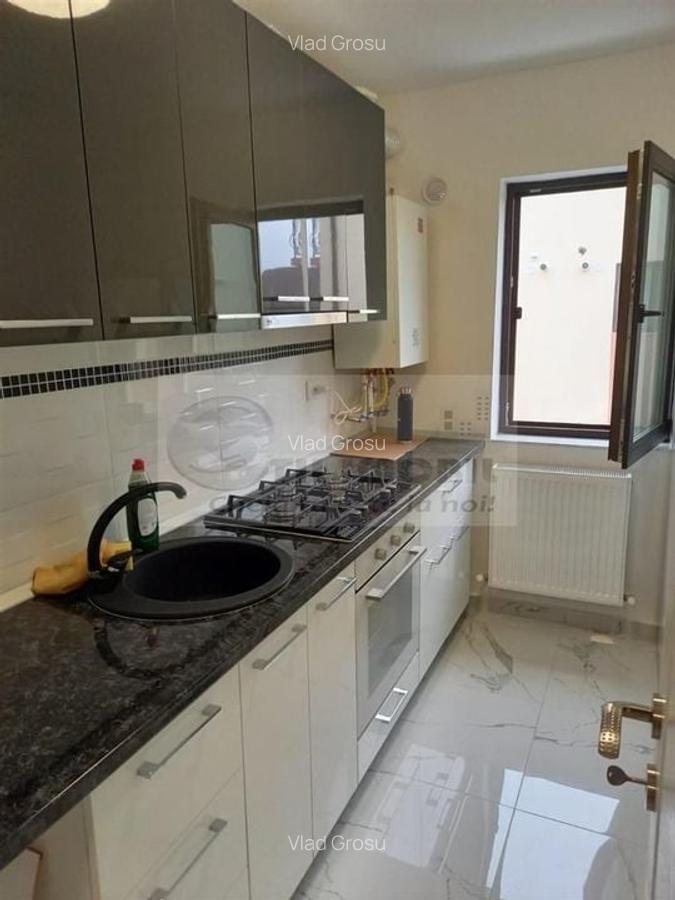 2 cam D,  mobilat , CAPAT CUG , LOC PARCARE + BOXA- 77.000 EURO - 1