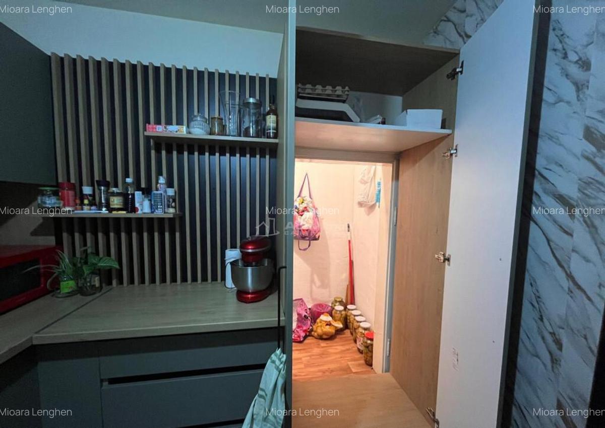 Lugoj, Casa 130 Mp. Teren 250 Mp. Central, Zona ZERO - 13