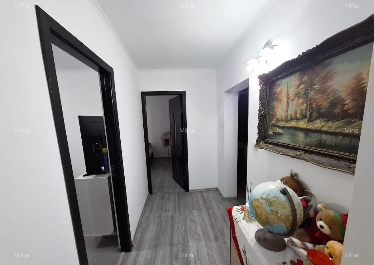 Apartament 3 camere ,zona doi stejari - 9
