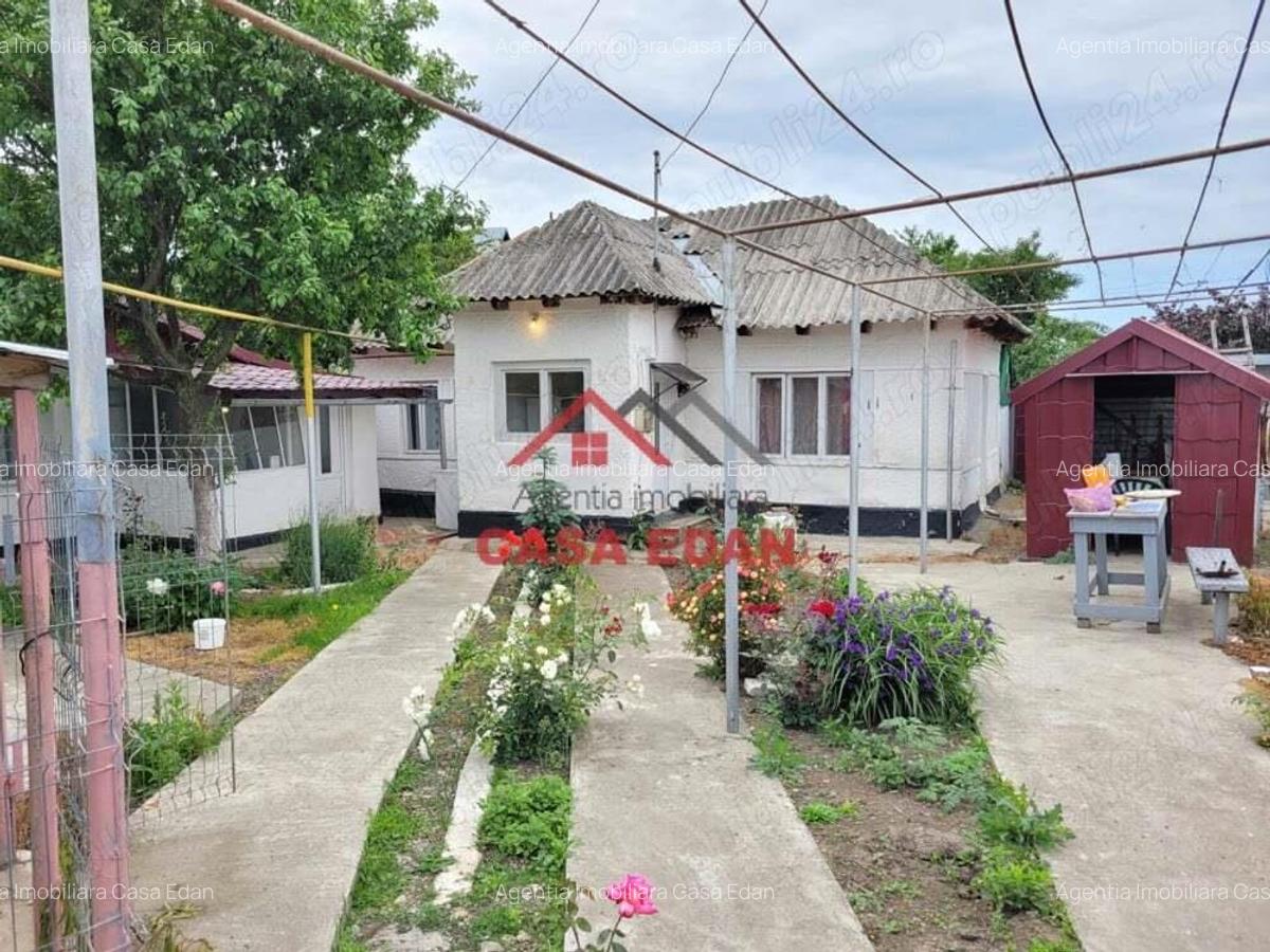 Casa in Calinesti Ph 4 camere teren 4997mp 50.000e - 2