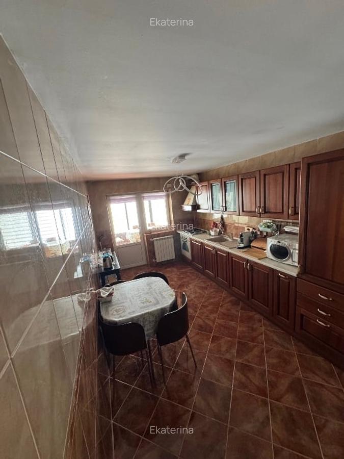 Vila SNAGOV 5 camere cu  piscină - 4