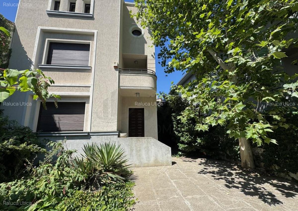 Vila superba 6 camere adiacent Calea Calarasilor - 1