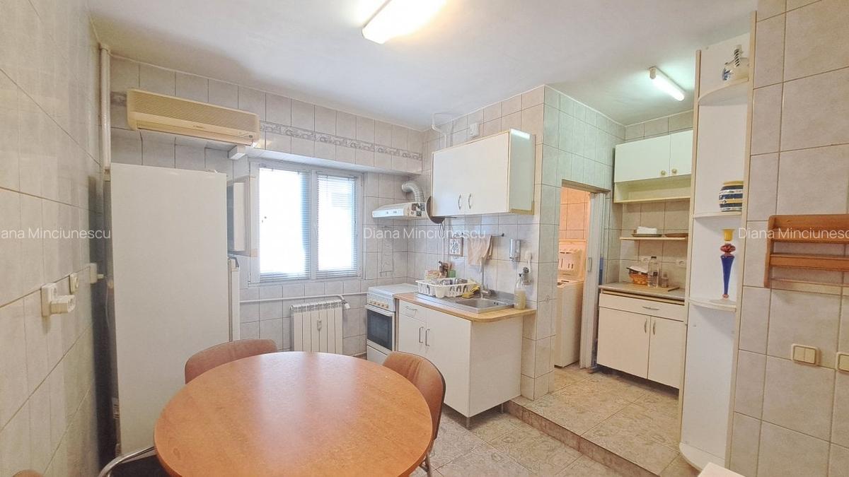 Apartament cu 3 camere decomandat în Unirii - 5