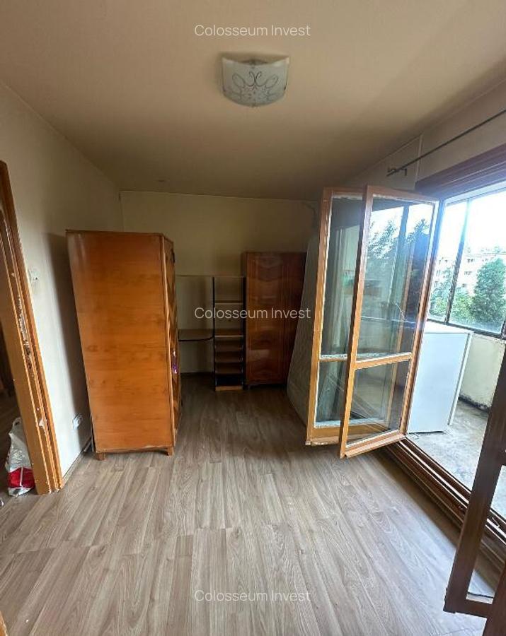 Apartament 3 camere, decomandat - zona Calea Bucuresti - 3
