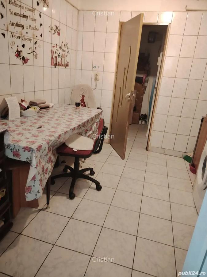 Dau in chirie apartament 3 camere - 4
