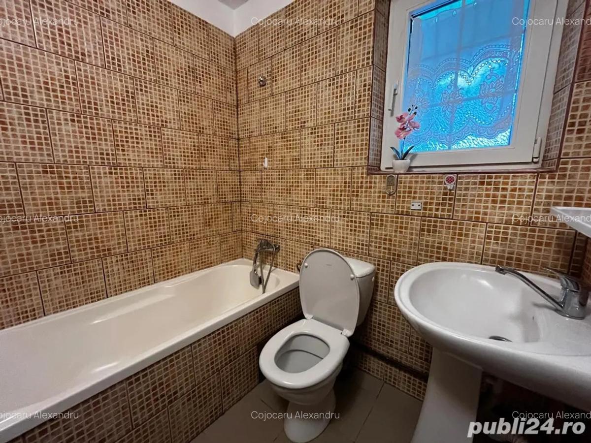 Apartament decomandat de 3 camere la curte in vila DE VANZARE - Direct Proprietar. Zona Traian - 8