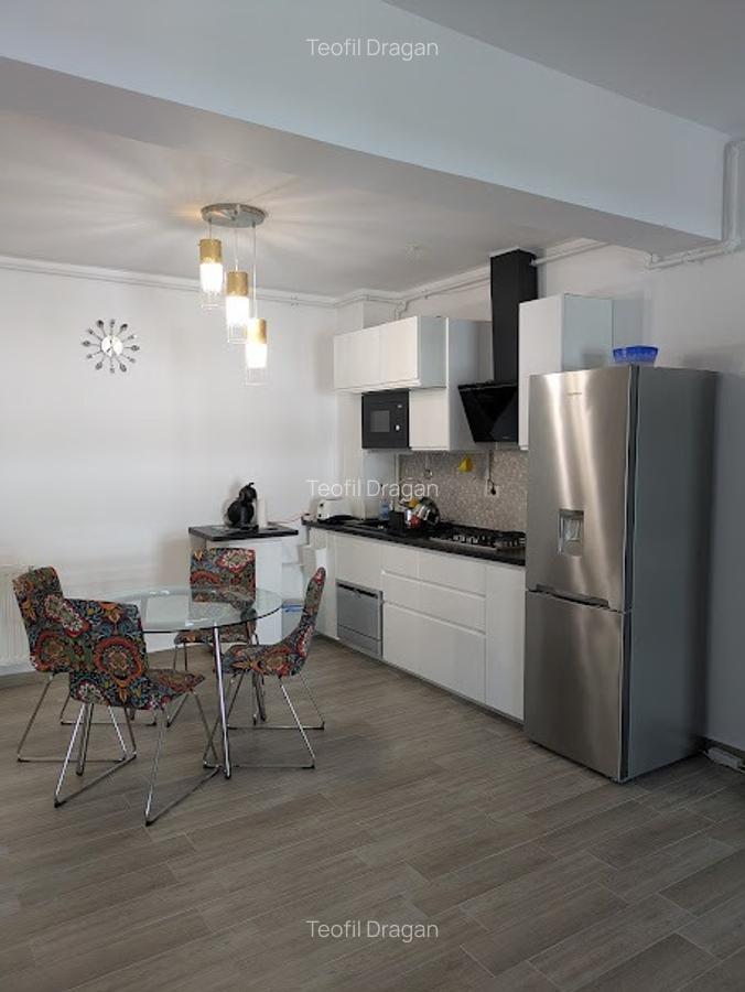 Proprietar inchiriez ap 2 camere  MAMAIA CASA  DEL MAR cu parcare si centrala pr - 4