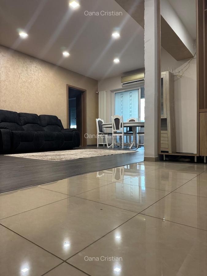 Apartament 3 camere cu parcare, în zona Faleza Nord - 1