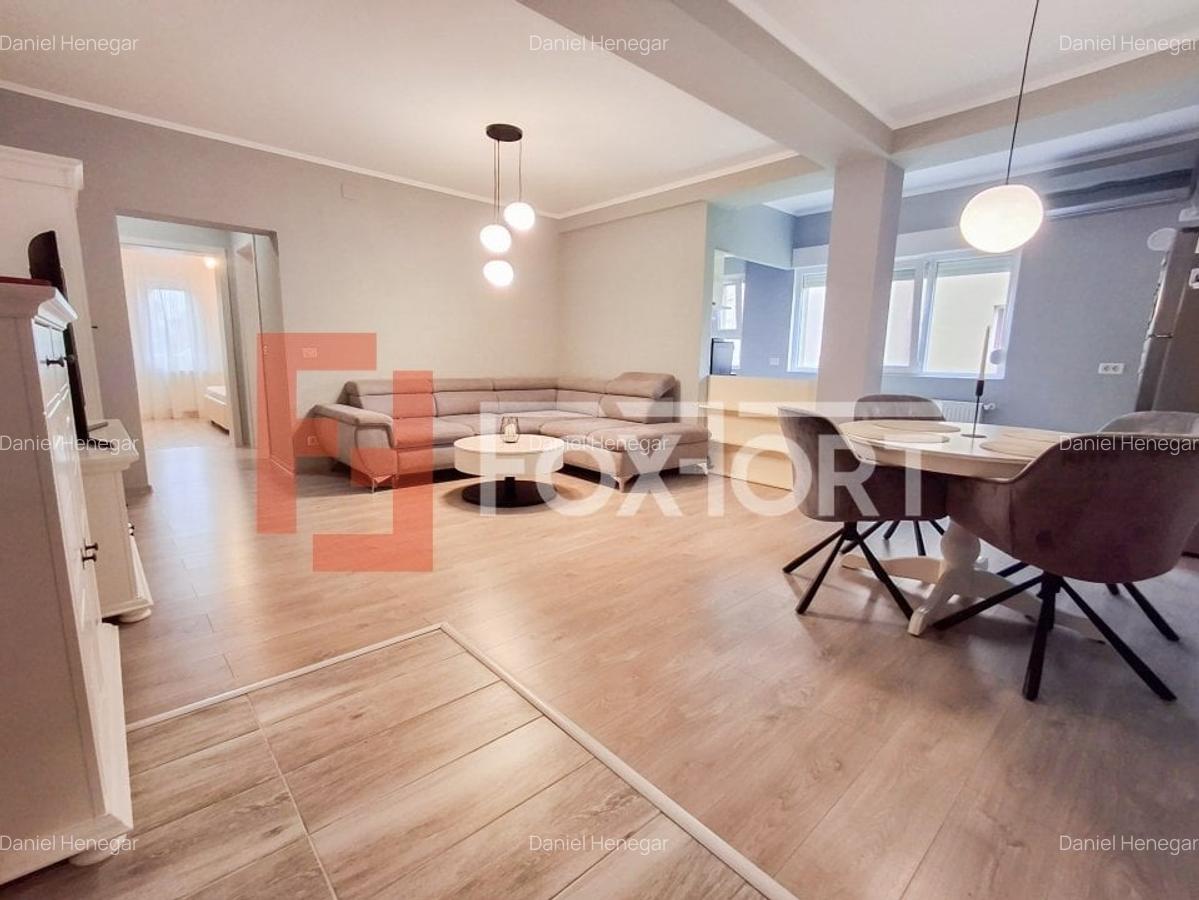 Apartament cu 3 camere semidecomandat, mobilat în Giroc - 1
